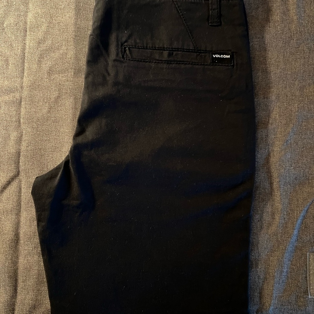 Volcom Boy’s Black Stylish Shorts